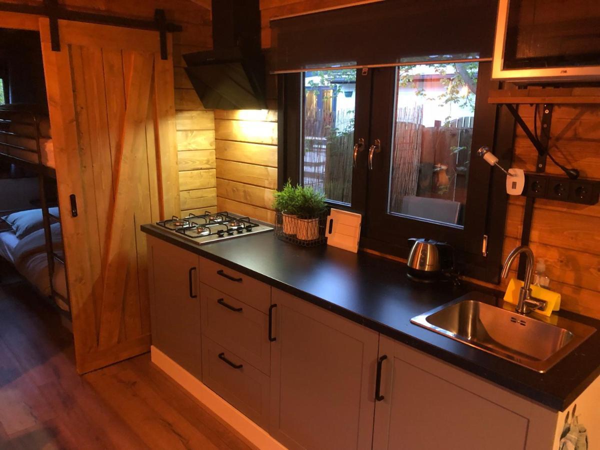 3 Slaapkamer Blokhut Met Opgemaakte Bedden Vila Putten Exterior foto